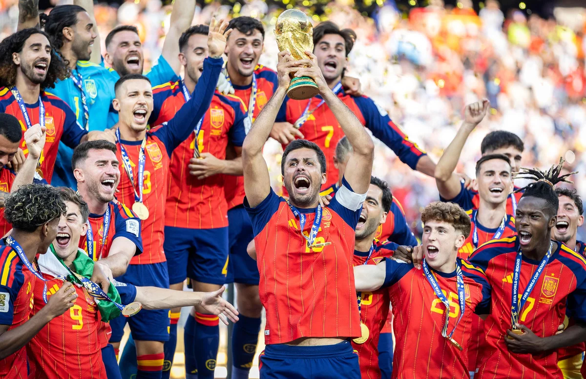 世足／FIFA最新世界排名 西班牙重登龍頭