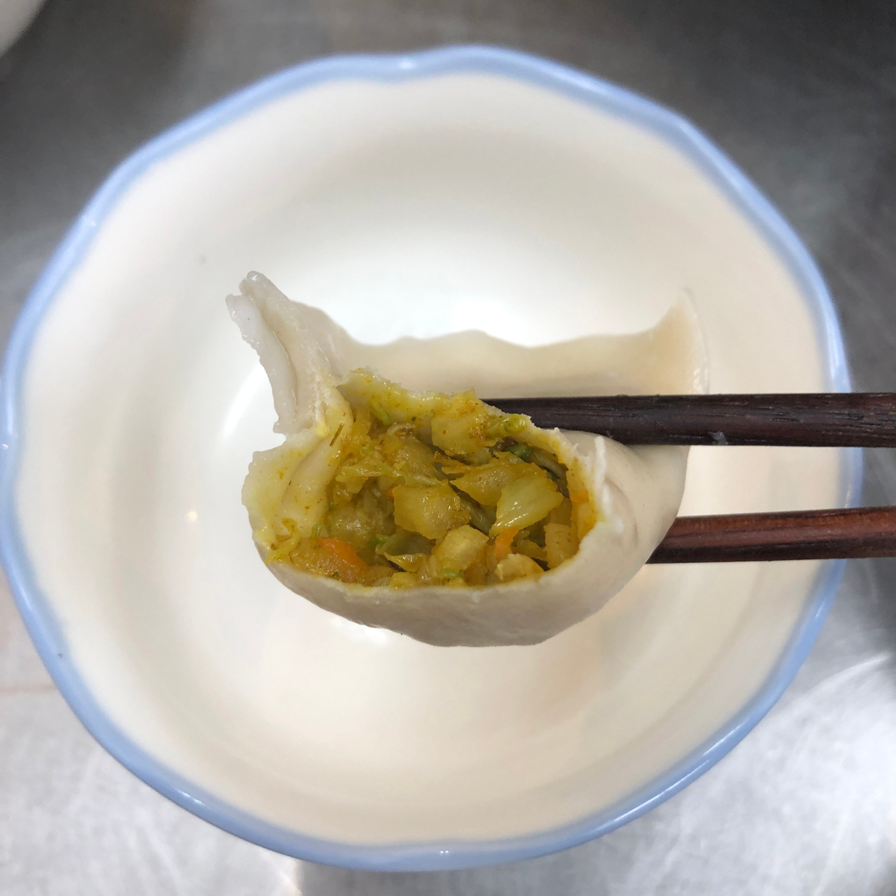 薑黃水餃