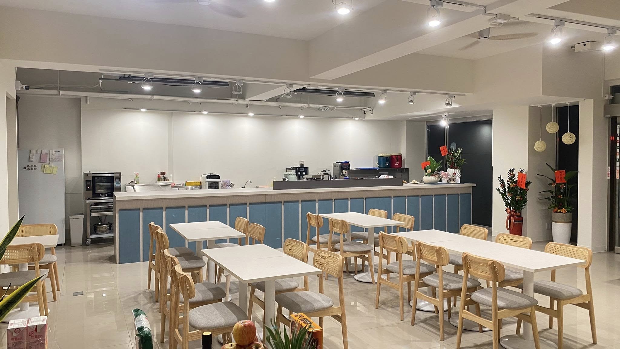 常和 building&light meal